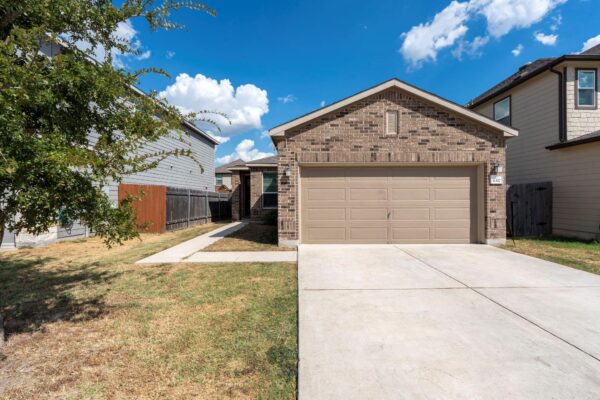 6317 Carriage Pines Dr, Del Valle