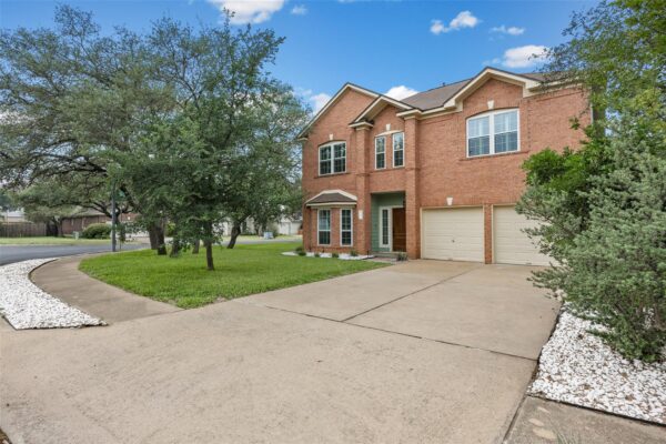 8610 Axis Dr, Austin