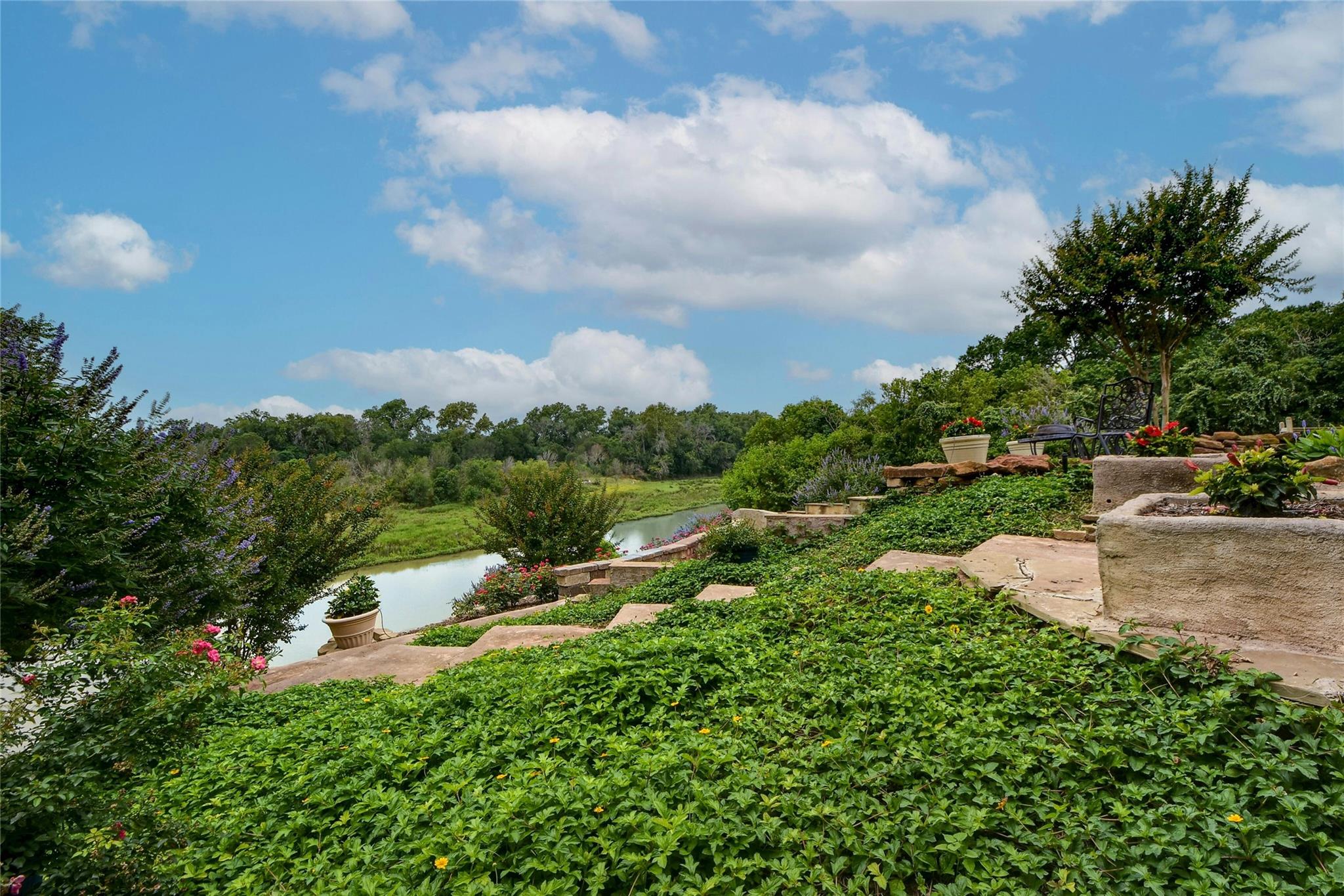 163 El Camino River Rd, Bastrop, TX 78602