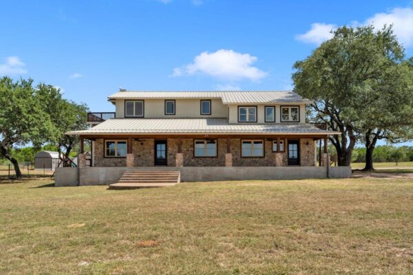 1500 Greer Ln, Burnet