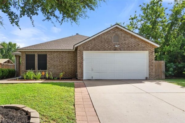 809 Betterman Dr, Pflugerville