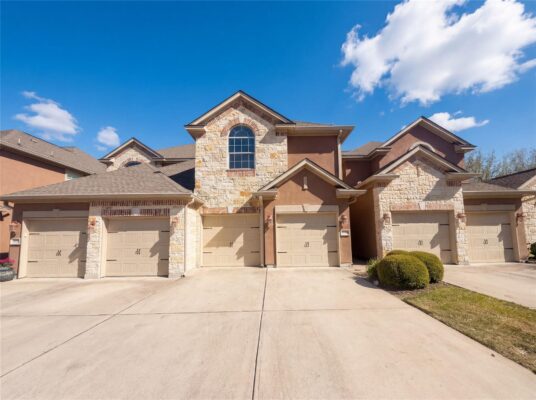 104 Perpetuation Dr, Austin