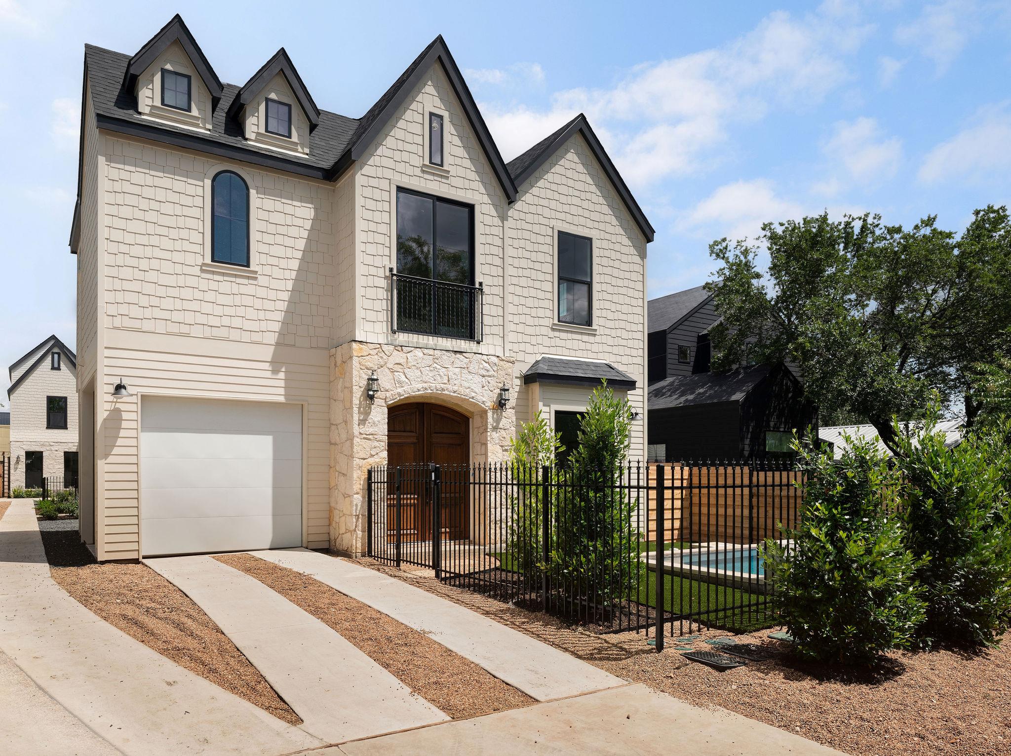 4415 Gillis St #1, Austin, TX 78745