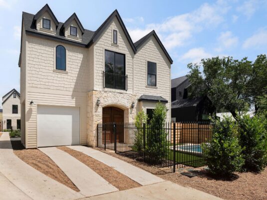4415 Gillis St #1, Austin