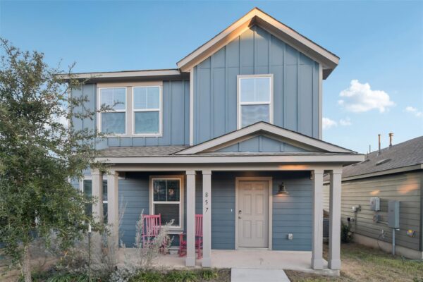 857 Powell St, Kyle