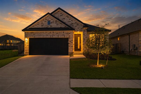 12528 Cockatoo Xing, Manor