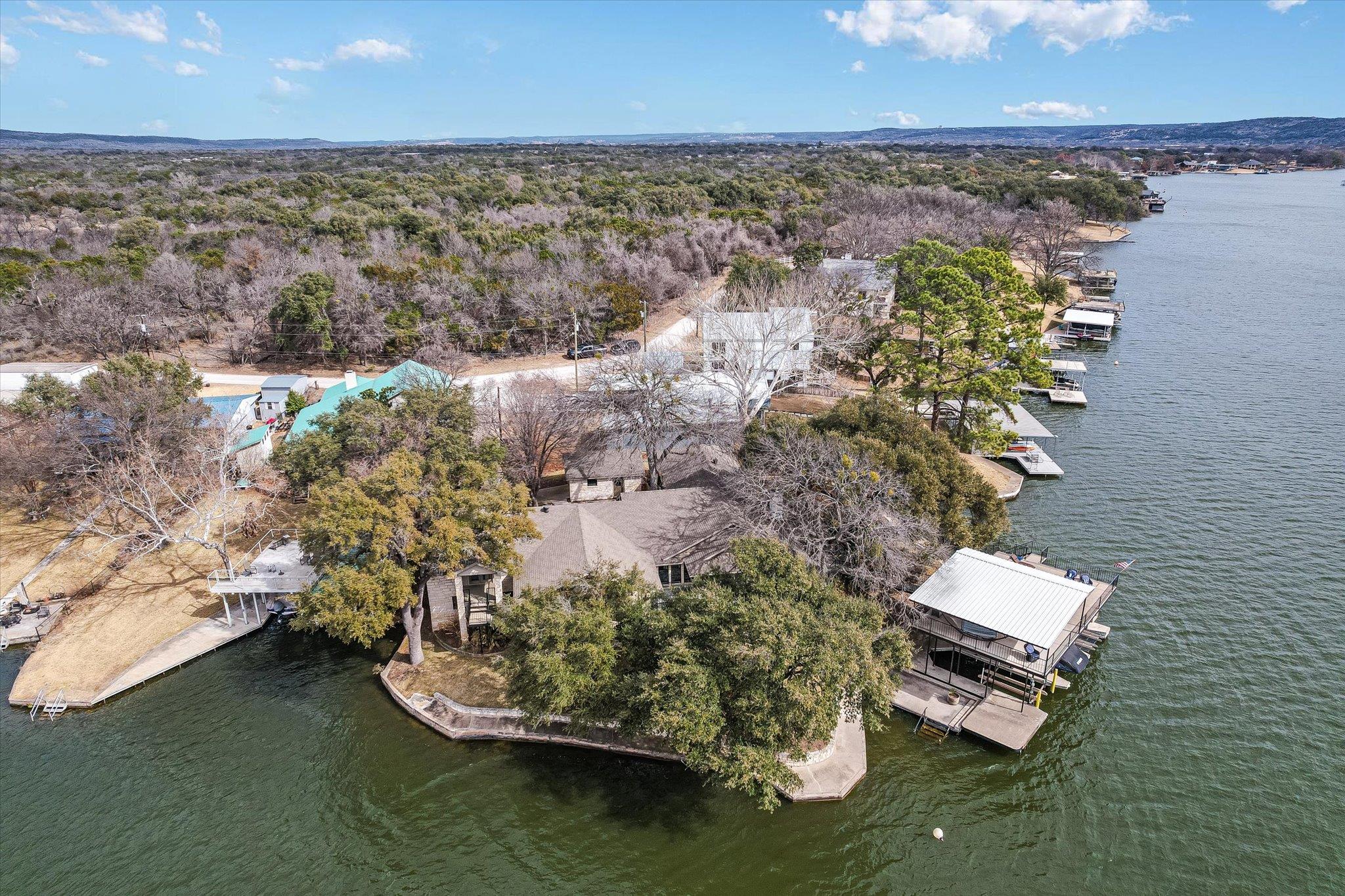 1880 Purple Sage Ln, Kingsland, TX 78639