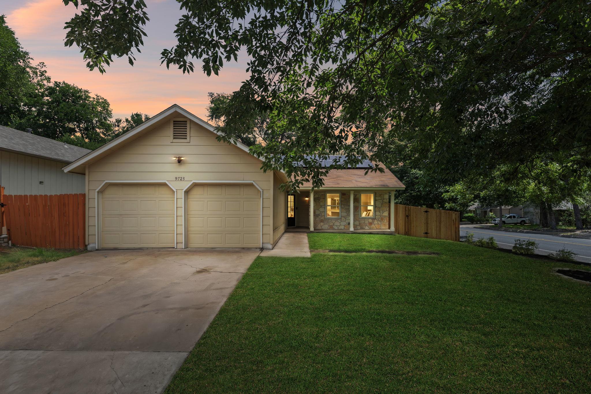 9723 Moorberry St, Austin, TX 78729