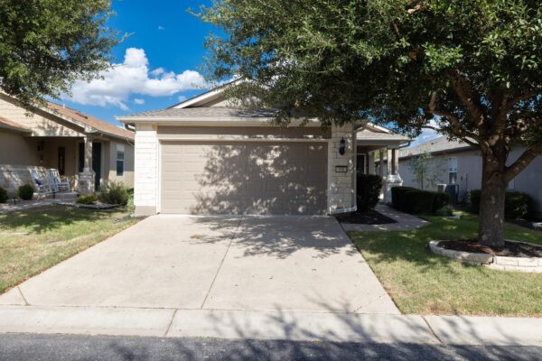408 Sheldon Lake Dr, Georgetown