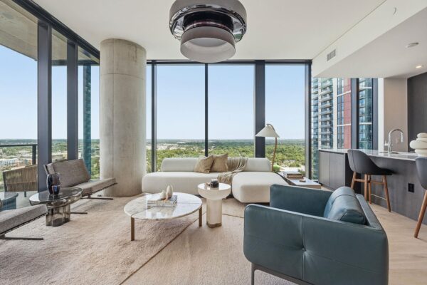 610 Davis St #2112, Austin