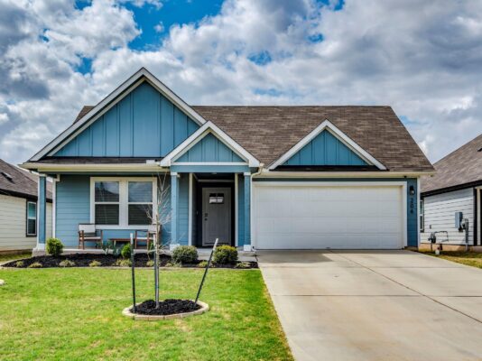 206 Fort Clark Springs Dr, Hutto