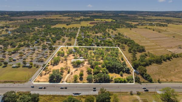 14691 E Us Highway 290 None, Stonewall