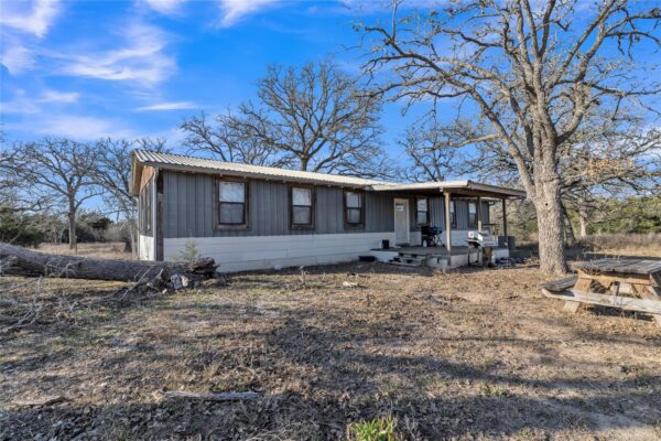 895 Patterson Rd, Flatonia