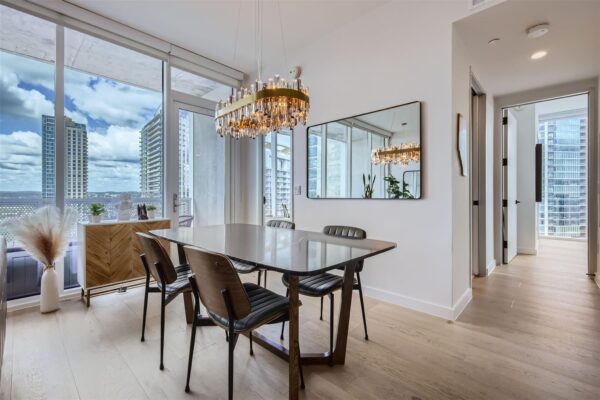 301 West Ave #2101, Austin