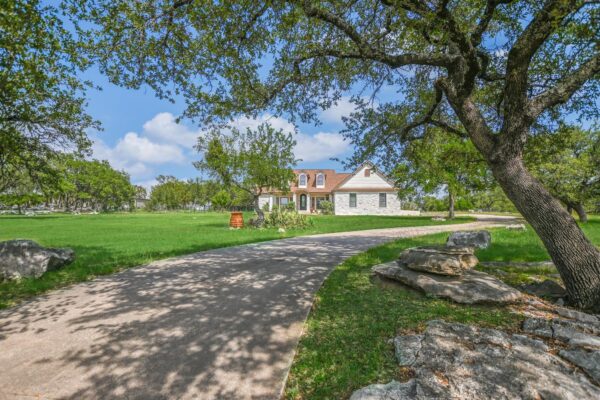 505 Vista View Trl, Spicewood