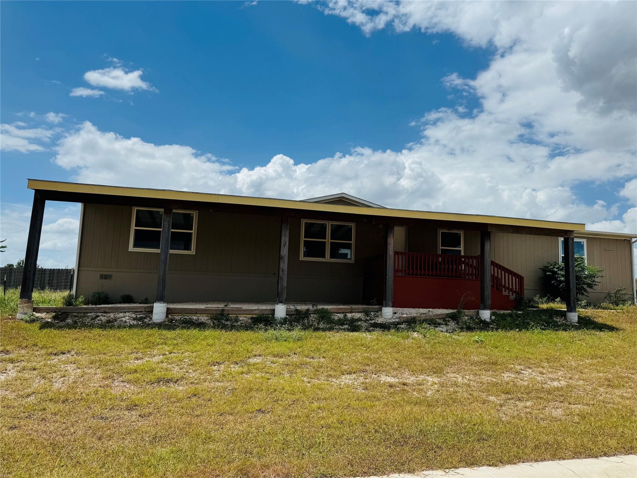 360 Margarita Dr, Dale, TX 78616