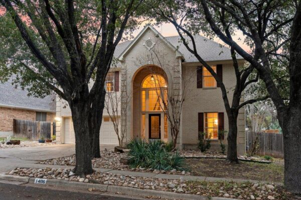 1406 Dapplegrey Ln, Austin