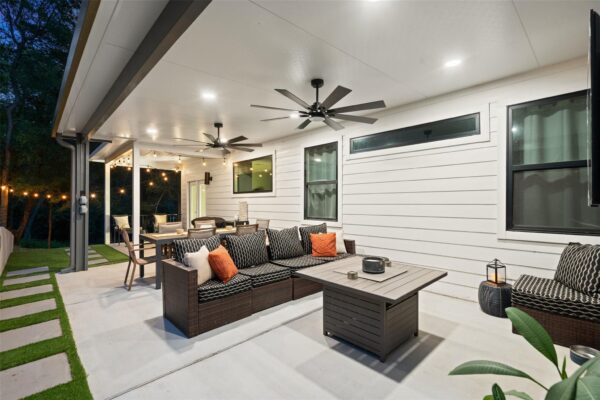 126 Helemano Dr, Bastrop