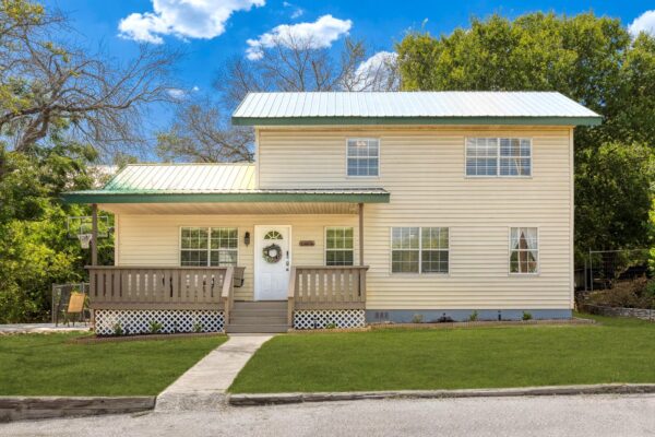 11004 Elm St, Jonestown