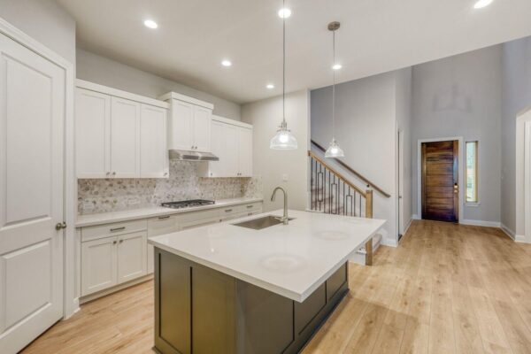 214 Prickly Poppy Loop, Kyle