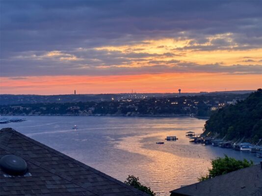 2407 Skywalk Ln #61, Spicewood