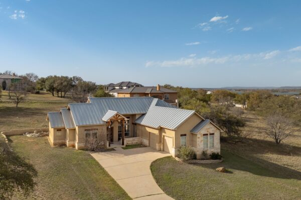 3206 Douglas Dr, Horseshoe Bay