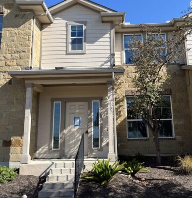 607 Katmai Cir, Pflugerville