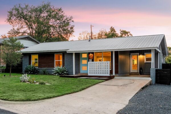 2704 Little John Ln, Austin