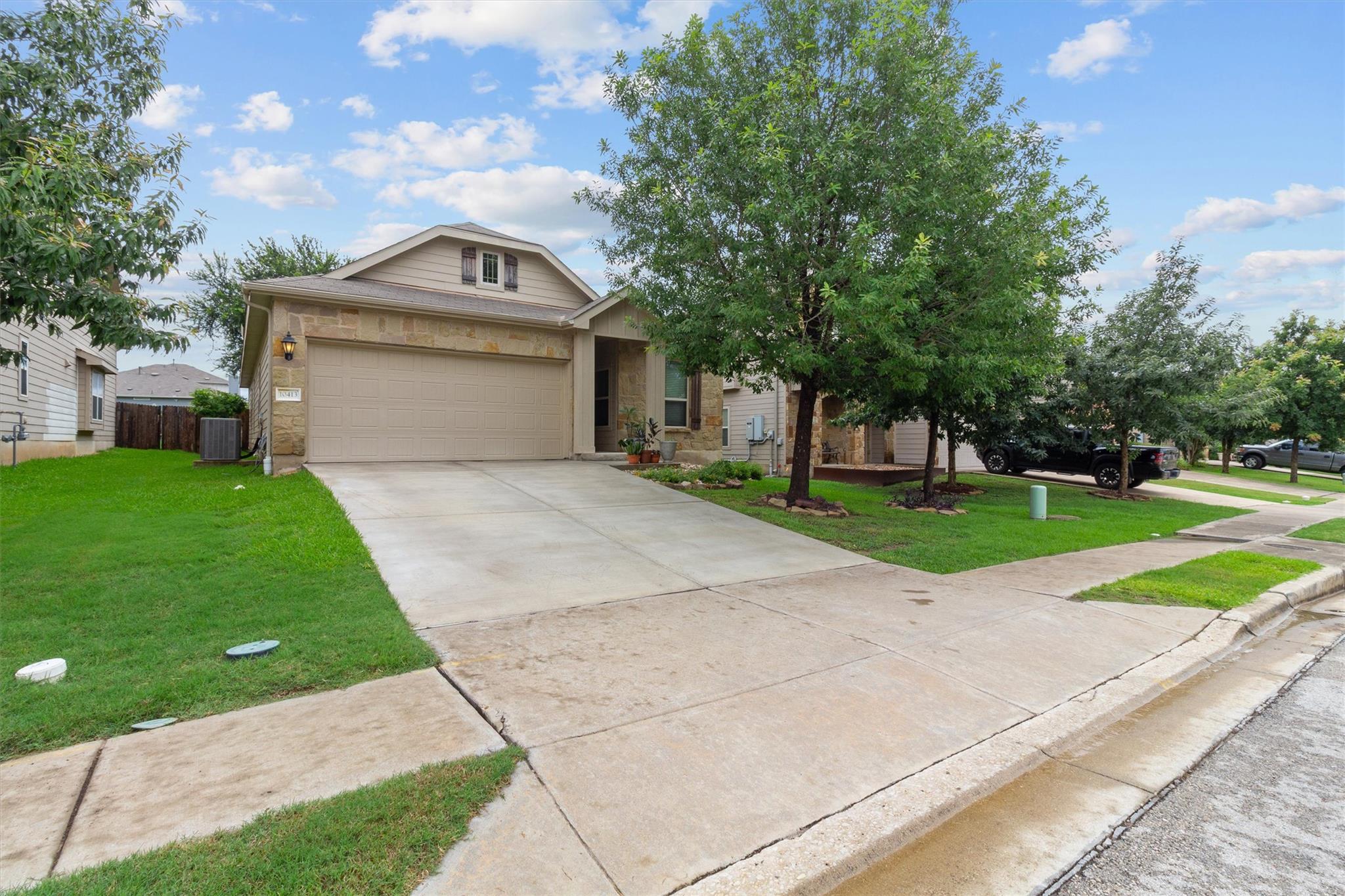 10413 Crescendo Ln, Austin, TX 78747