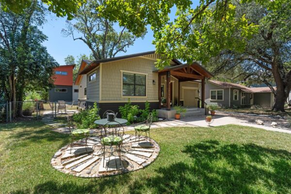 2709 Geraghty Ave, Austin
