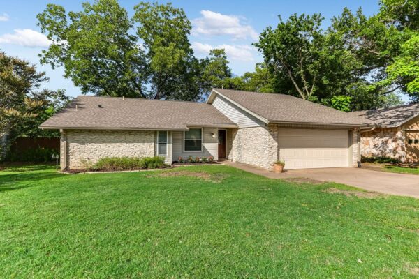 12107 Scissortail Dr, Austin
