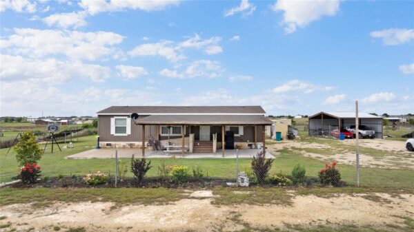 156 Daniel Dr, Bertram