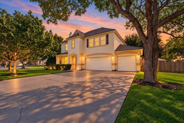 301 Leanne Dr, Georgetown