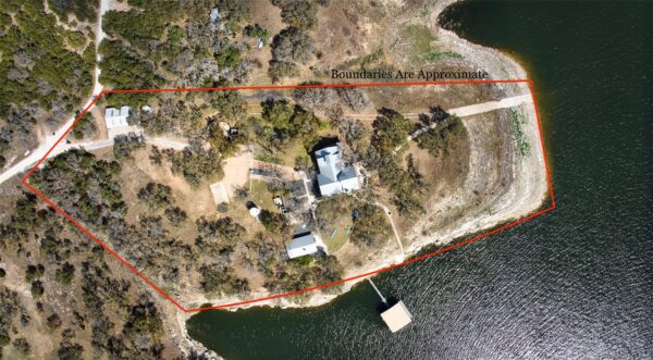 6021 Circle J Rd, Marble Falls