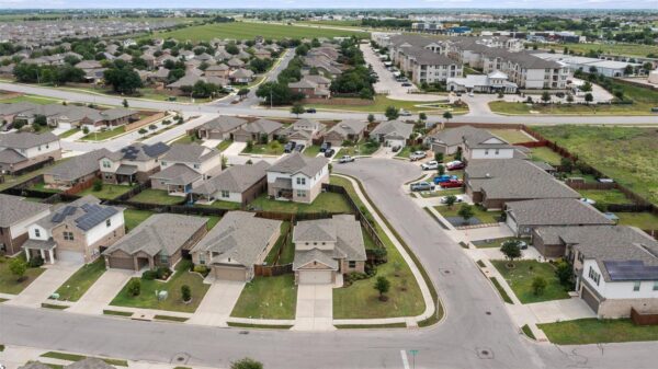 12410 Amber Lynn Path, Manor