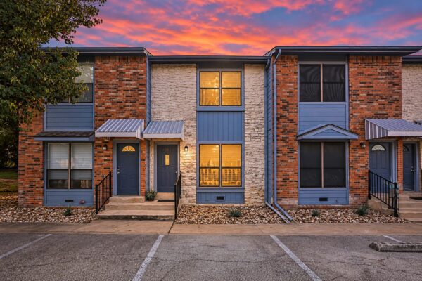 3008 Whisper Oaks Ln #B, Georgetown