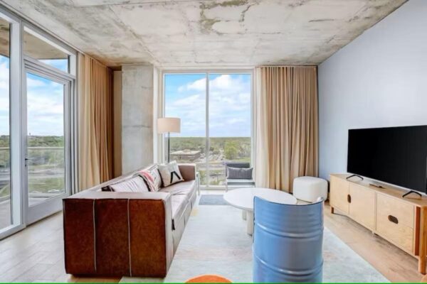 48 East Ave #1104, Austin