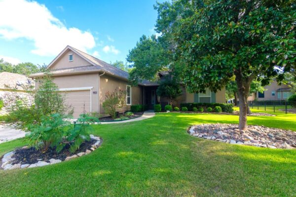 102 Harness Ln, Georgetown
