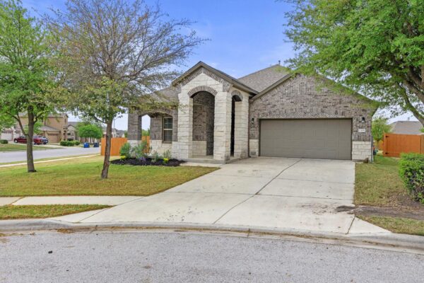 2309 Lyla Ln, Leander