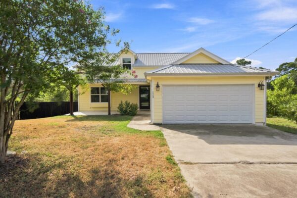 113 Lei Ct, Bastrop