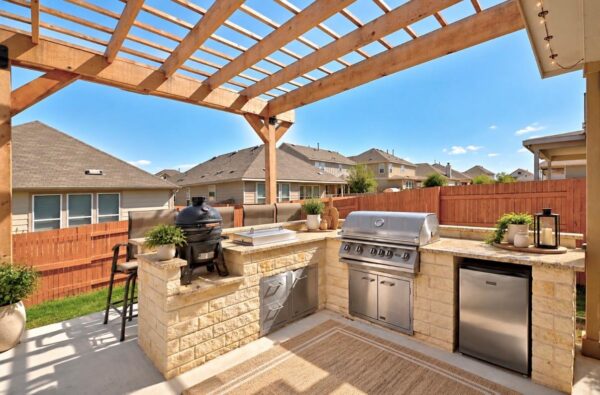 111 Bayberry Cir, Buda
