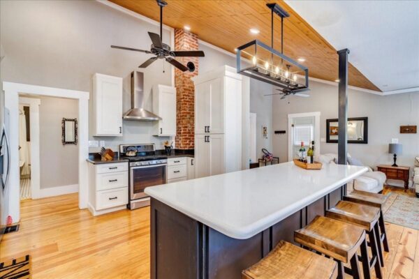 506 Shaw Ave, Fredericksburg