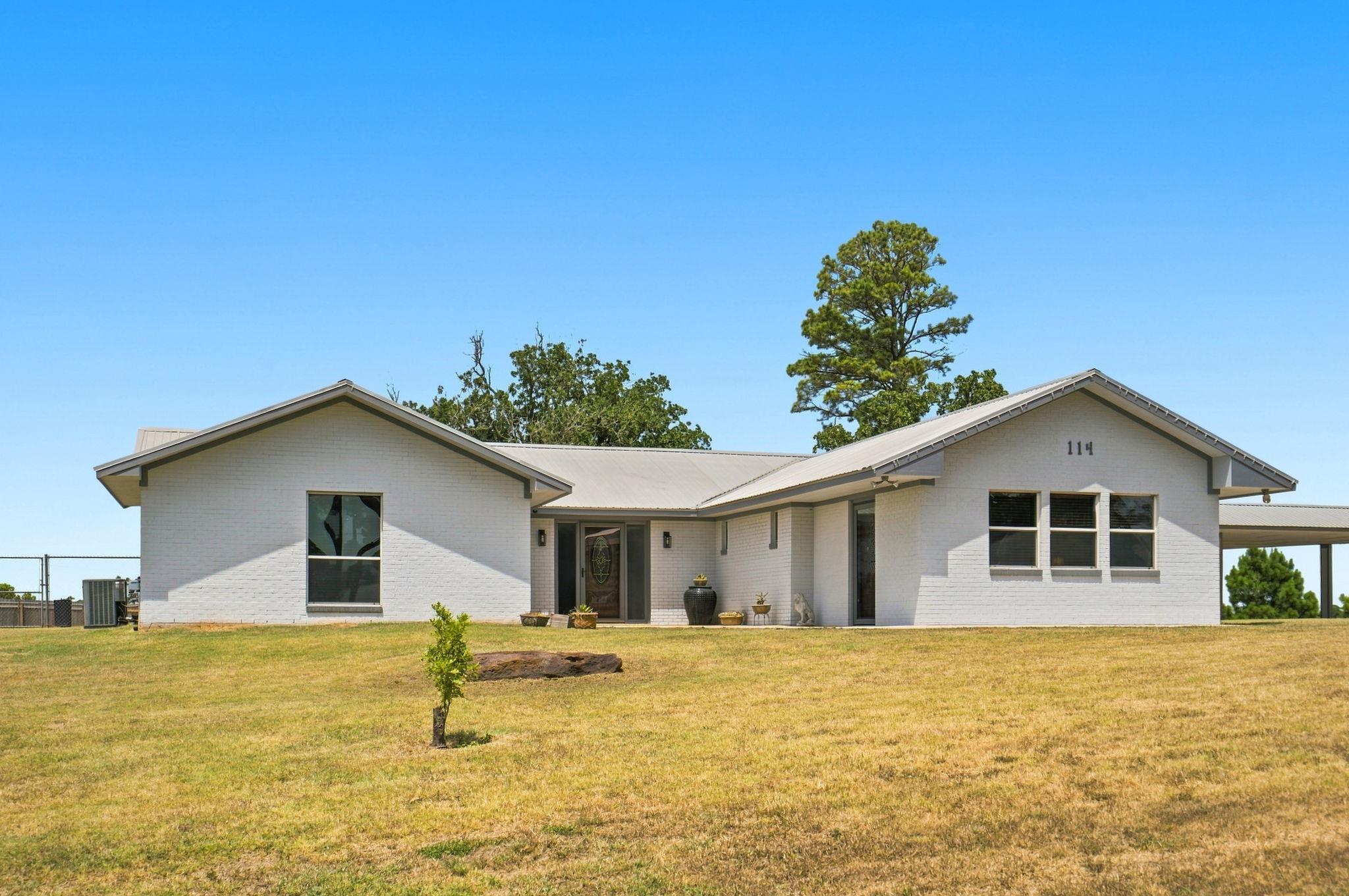 114 Pinedale Dr, Bastrop, TX 78602