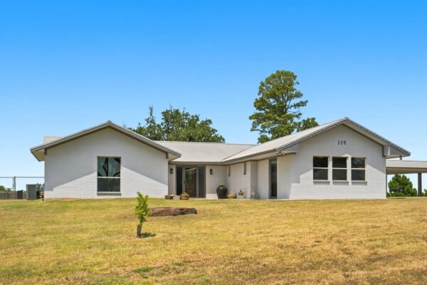 114 Pinedale Dr, Bastrop