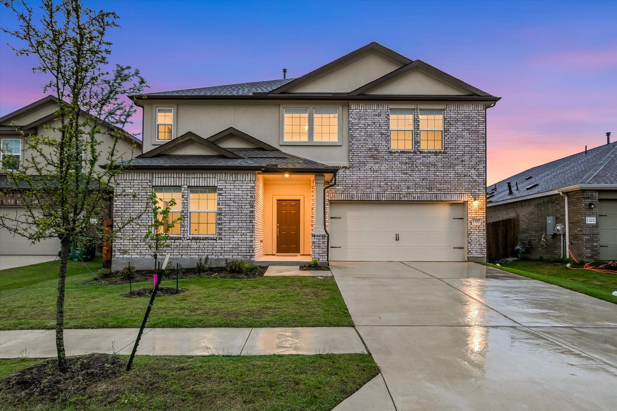 1317 Aquilla Ln, Leander