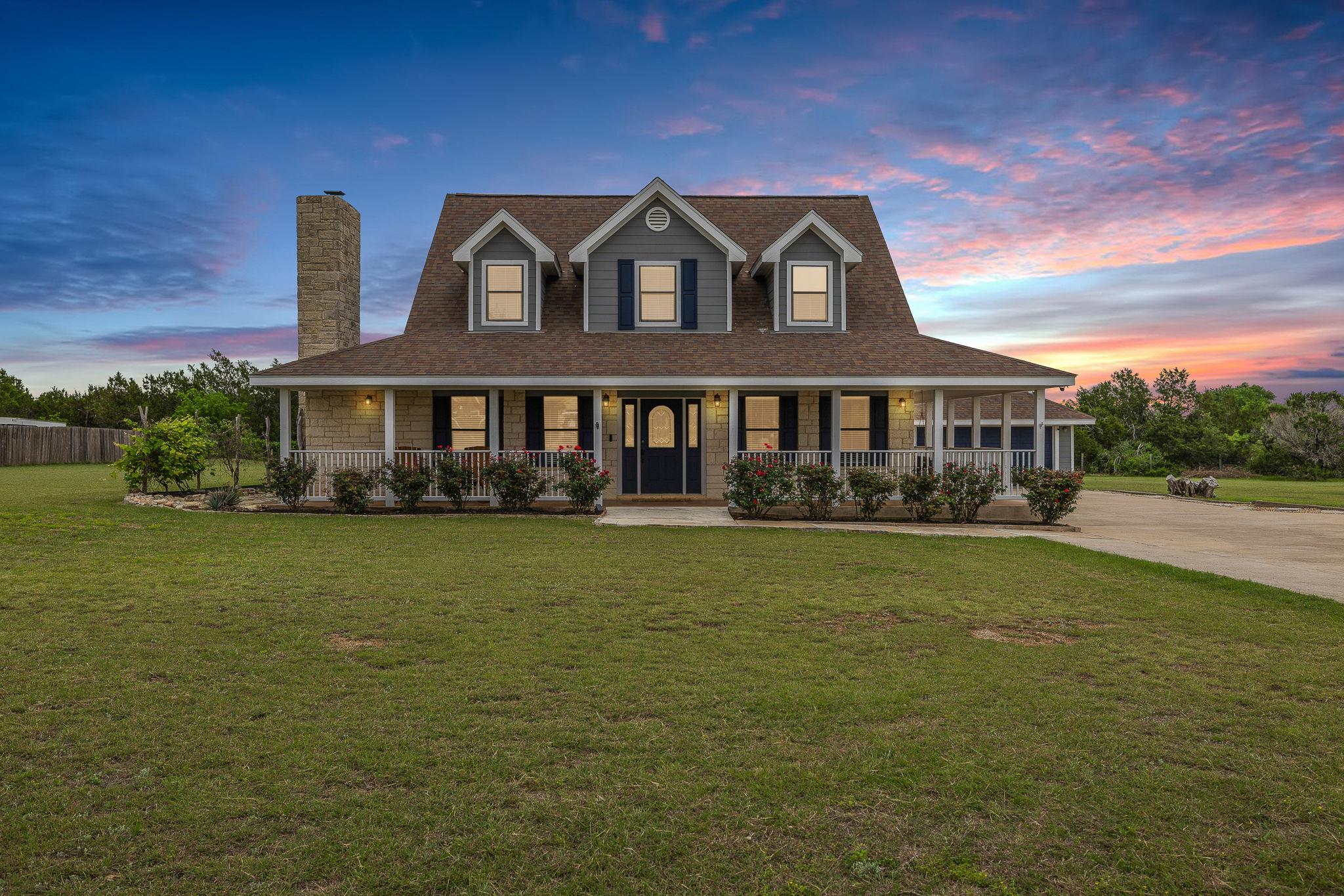 108 Independence Dr, Liberty Hill, TX 78642