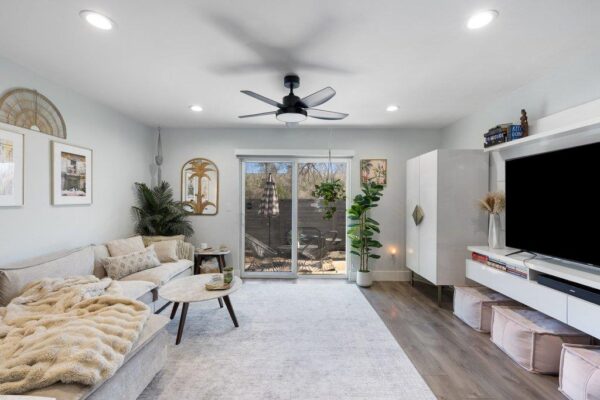 3812 Southway Dr #103, Austin