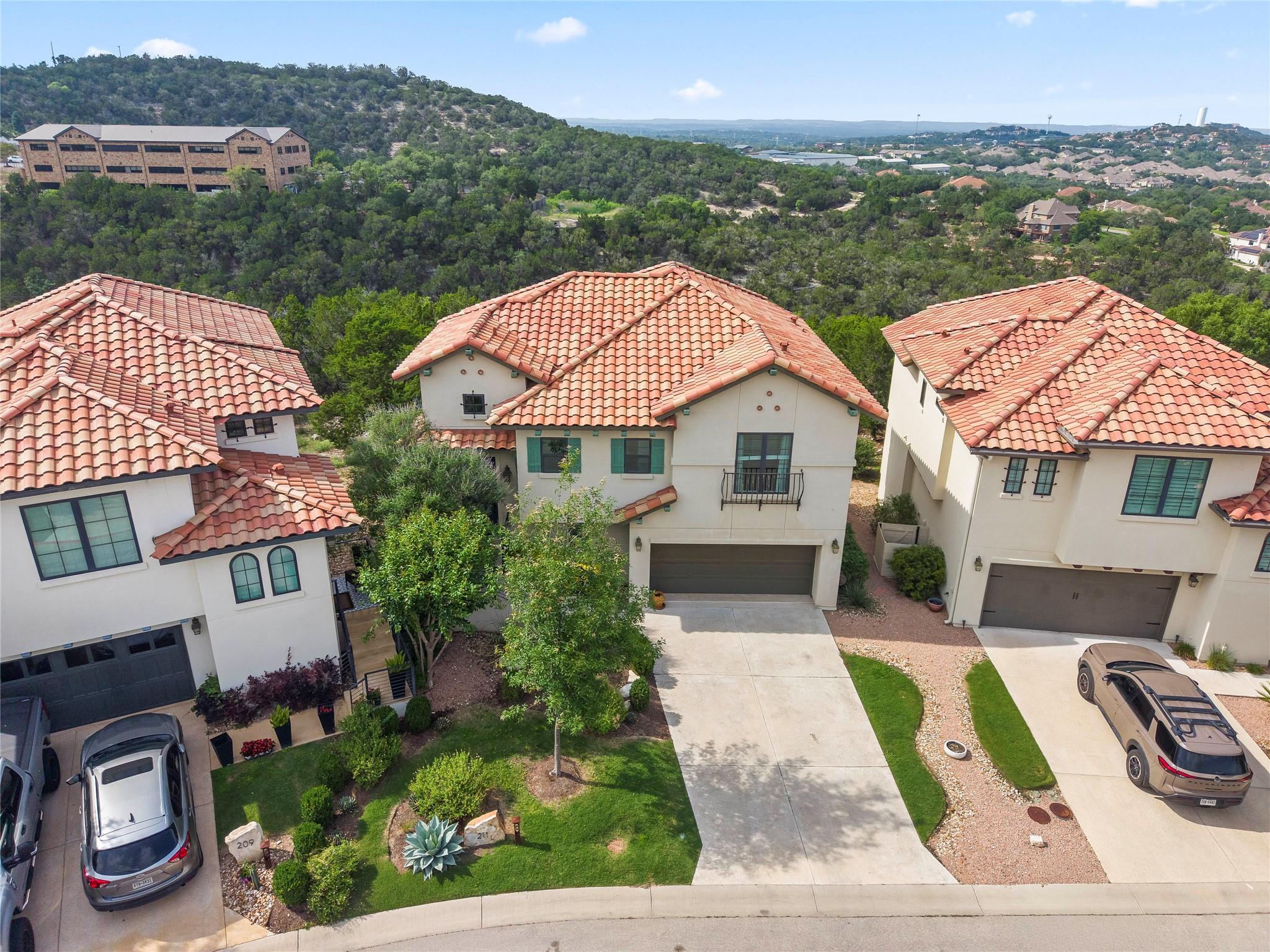 211 Honey Creek #6 Ct, Austin, TX 78738