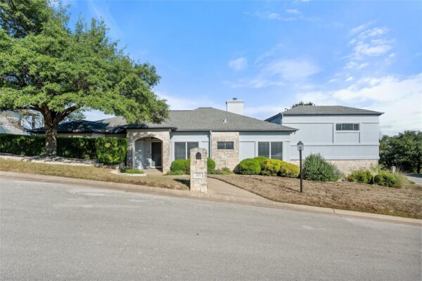102 Paragon Ct, Lakeway