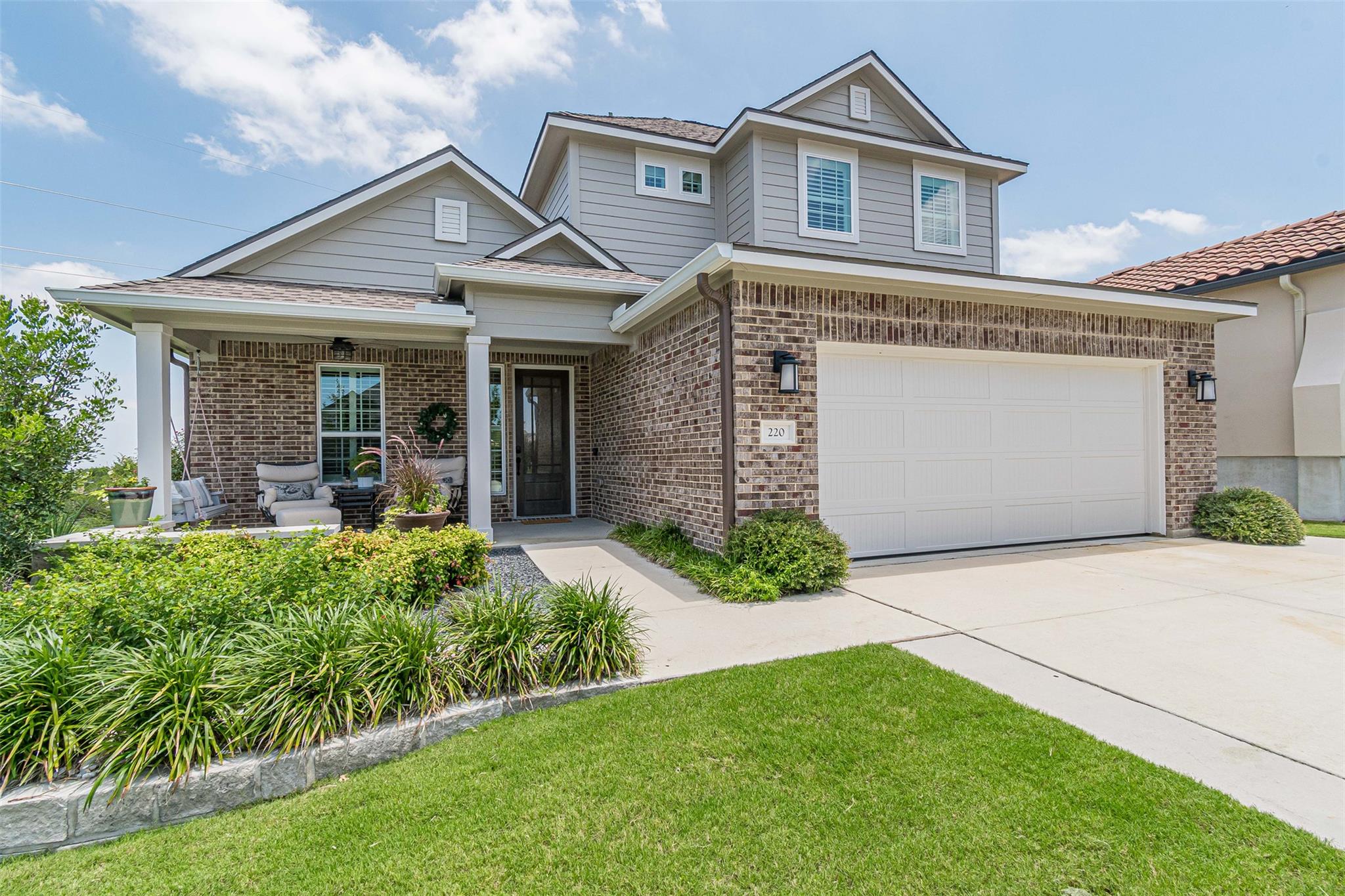 220 Cruising Oak St, San Marcos, TX 78666